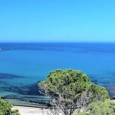 Paradise - View, Pool & Parking, 200mt Sea Prázdninový dům *