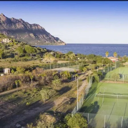 Prázdninový dům Paradise - View, Pool & Parking, 200mt Sea Tertenìa
