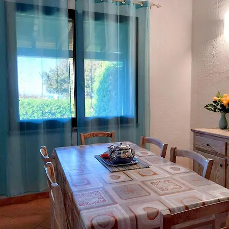 Holiday home Paradise - View, Pool & Parking, 200mt Sea