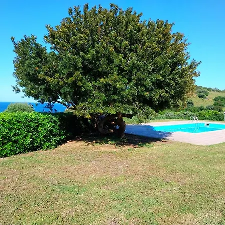 Holiday home Paradise - View, Pool & Parking, 200mt Sea *